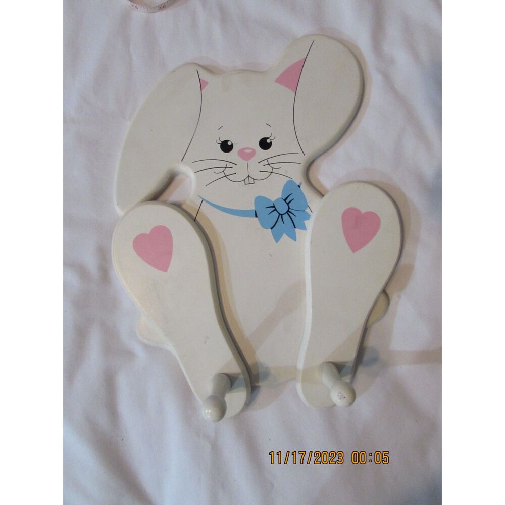 Vintage Woodenworks bunny rabbit wall plaque nursery Taiwan Century Originals